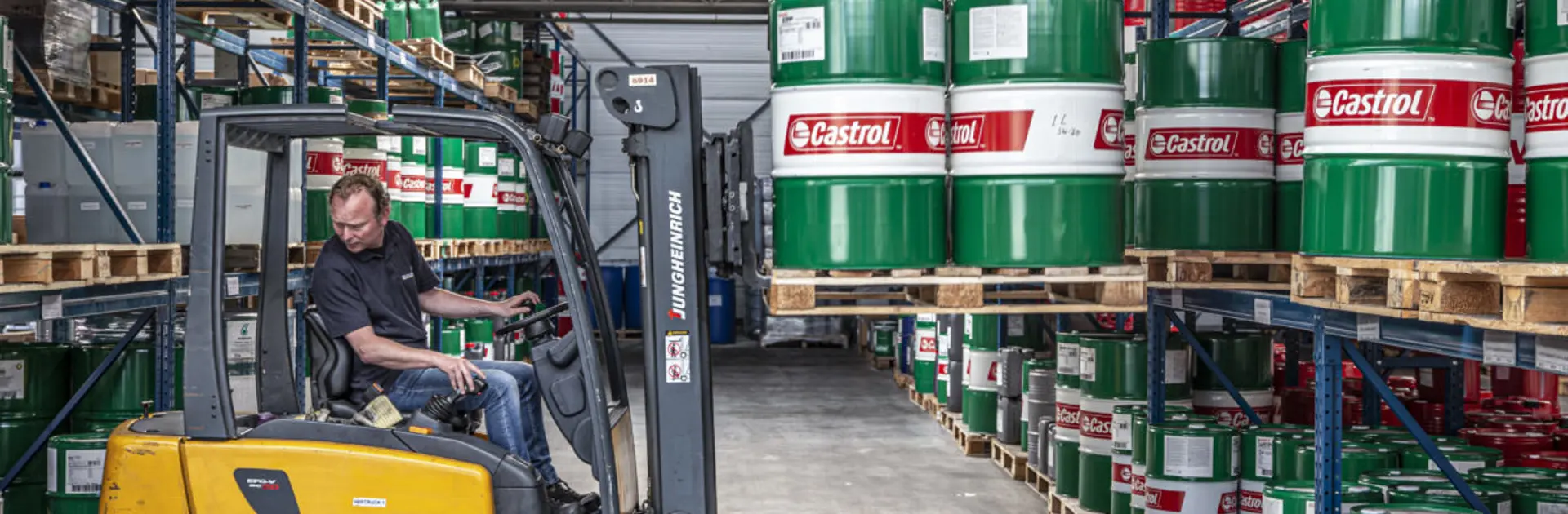 MG 3232 1 1 1200X800